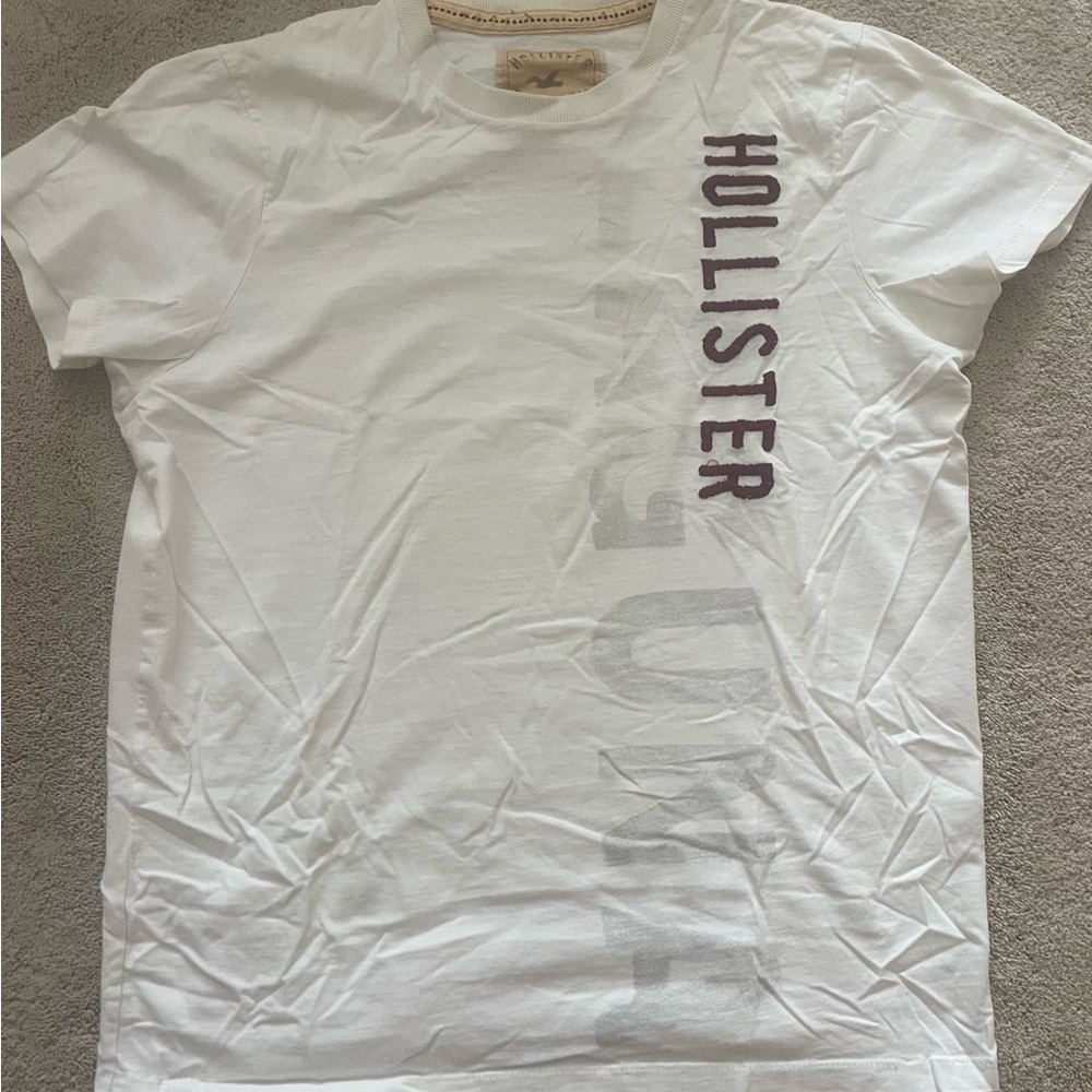 Hollister White tee shirt:  Size Large